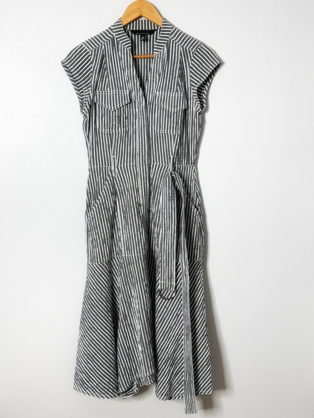 WHBM Midi Dress Striped Seersucker Railroad Stripe Cap Sleeve Belted Pockets - Picture 3 of 16